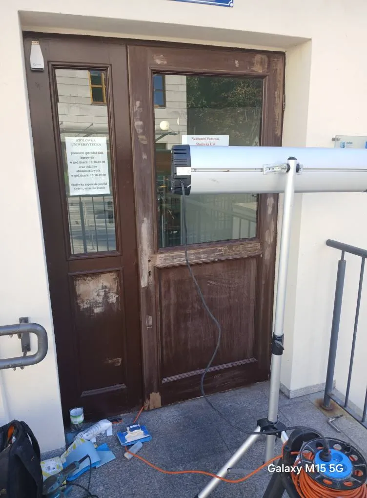 Renowacja drzwi Warszawa