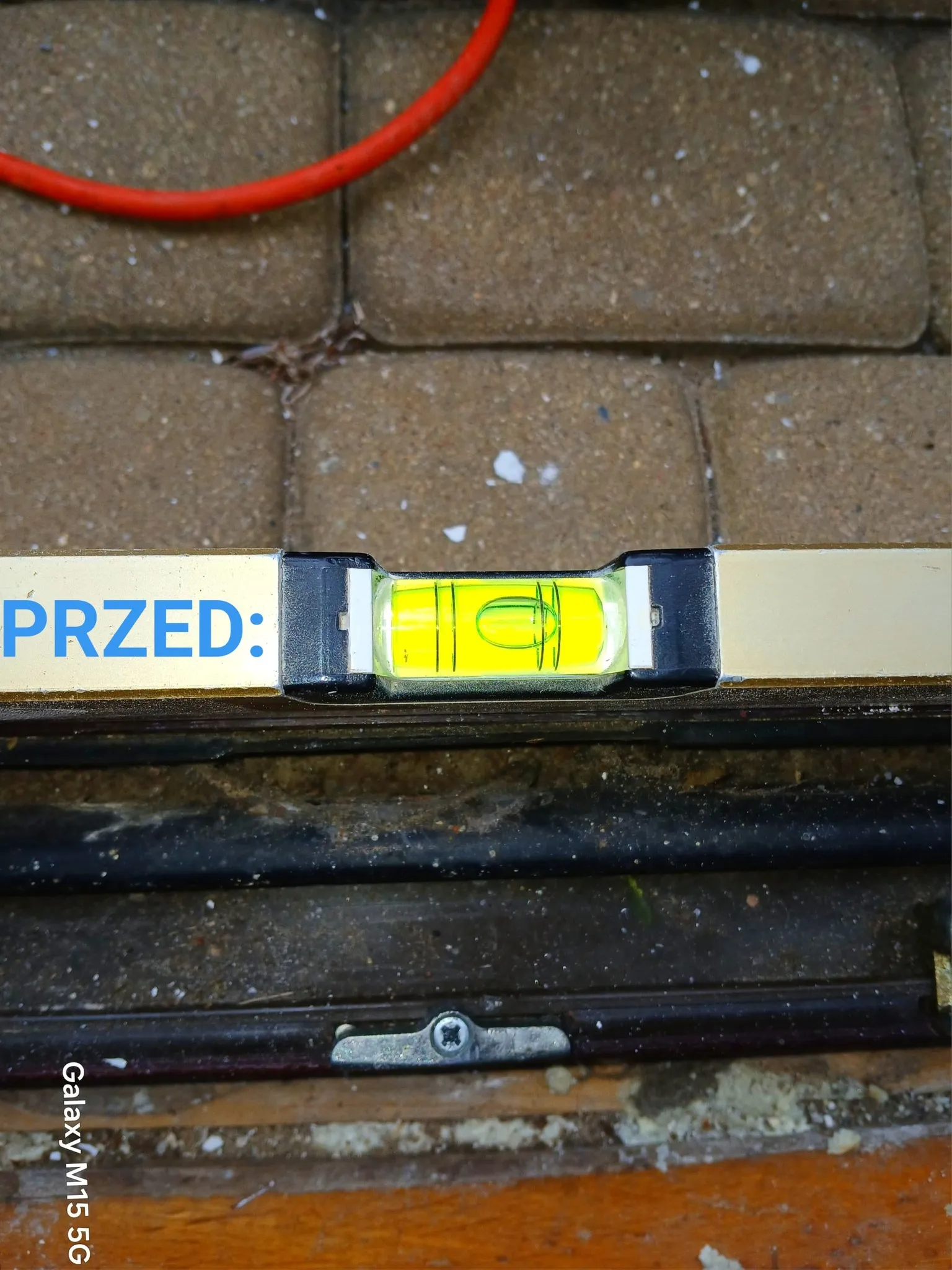 Obsadzanie okna etap 1